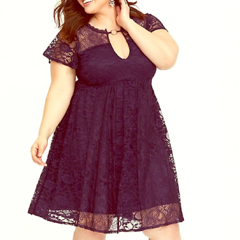 Torrid Burgundy Lace Dress 🥀🖤